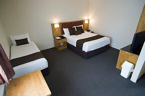 Noah's Mid City Motor Inn