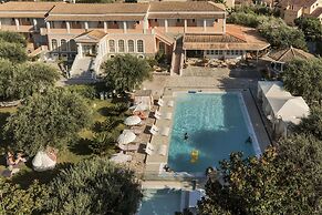 Nefeli Hotel