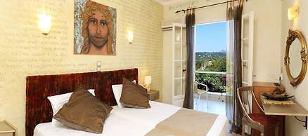 Nefeli Hotel