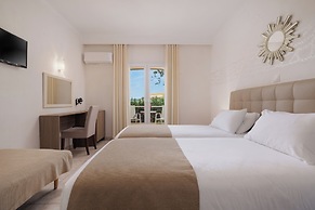 Nefeli Hotel
