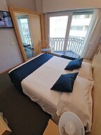 City Hotel