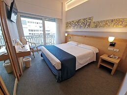 City Hotel