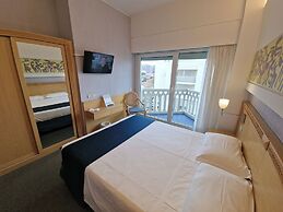 City Hotel