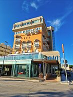 City Hotel