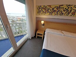 City Hotel