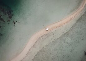 Lagen Island Resort