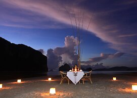 Lagen Island Resort