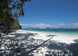 Lagen Island Resort