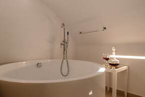 Muses Cycladic Suites