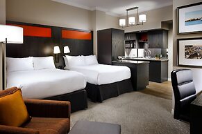 One King West Hotel & Residence
