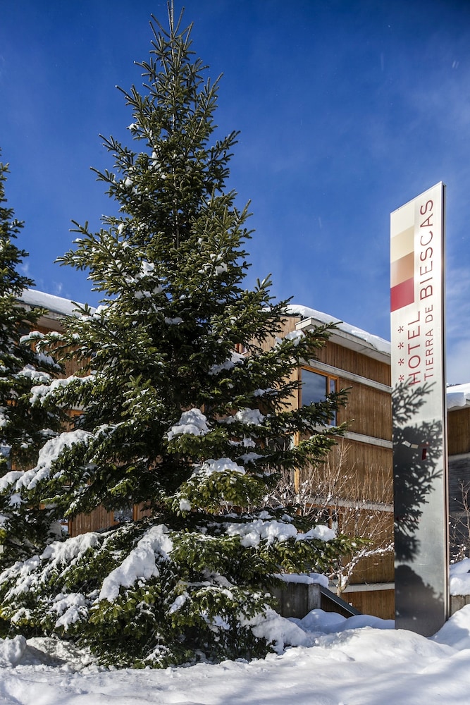 Tierra De Biescas Hotel