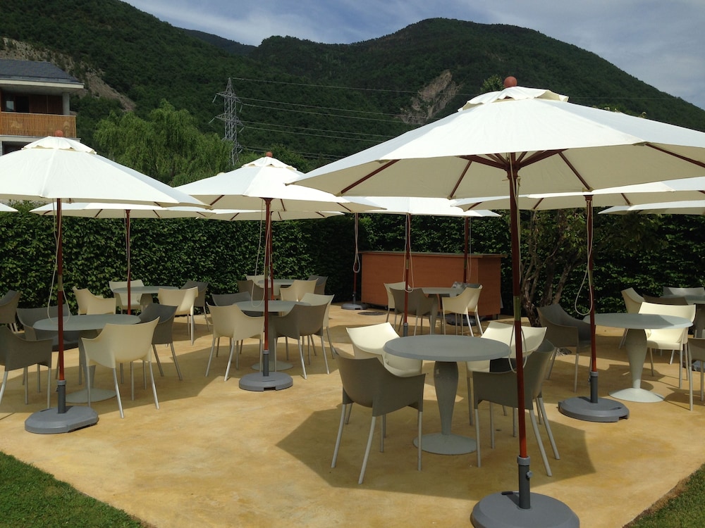 Tierra De Biescas Hotel