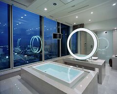 Conrad Tokyo