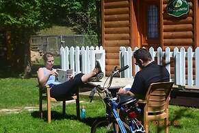 Auberge Alpine Inn