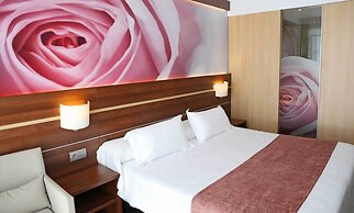 KAKTUS Hotel Volga