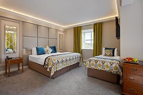 Cork’s Vienna Woods Hotel and Villas