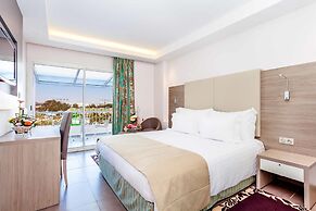 Amadil Ocean Club