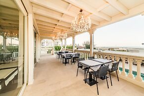 Hotel Carducci 76