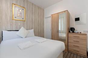 The Sandringham Court Hotel and Apartment
