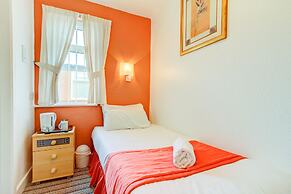 The Sandringham Court Hotel and Apartment