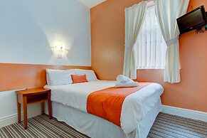 The Sandringham Court Hotel and Apartment