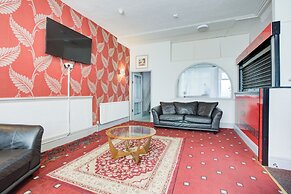 The Sandringham Court Hotel and Apartment