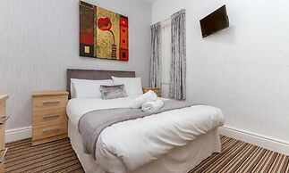 The Sandringham Court Hotel and Apartment