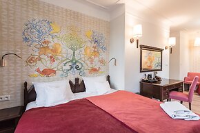 Hotel Ester