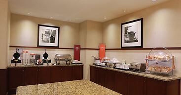Hampton Inn & Suites by Hilton Laval