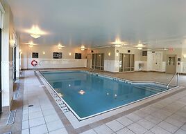 Hampton Inn & Suites by Hilton Laval