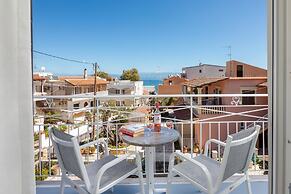 Bella Vista Beach Hotel and Studios
