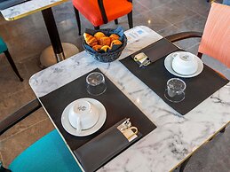 Hotel Plaza Biarritz Plage - Handwritten Collection