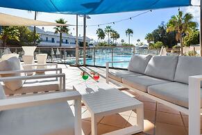 THB Tropical Island Aparthotel
