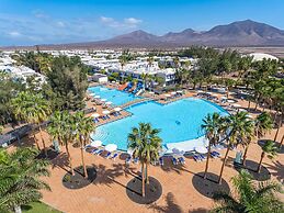THB Tropical Island Aparthotel