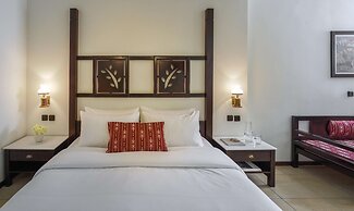 Simantro Resort