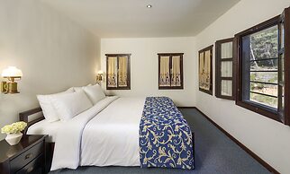 Simantro Resort