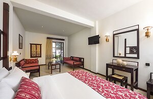 Simantro Resort