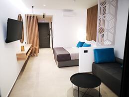 Zoes Hotel