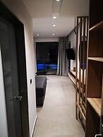 Zoes Hotel