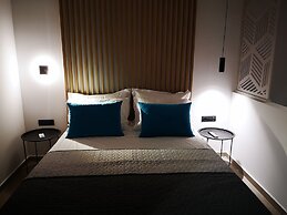 Zoes Hotel