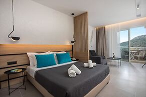 Zoes Hotel