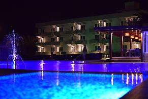 Zoes Hotel