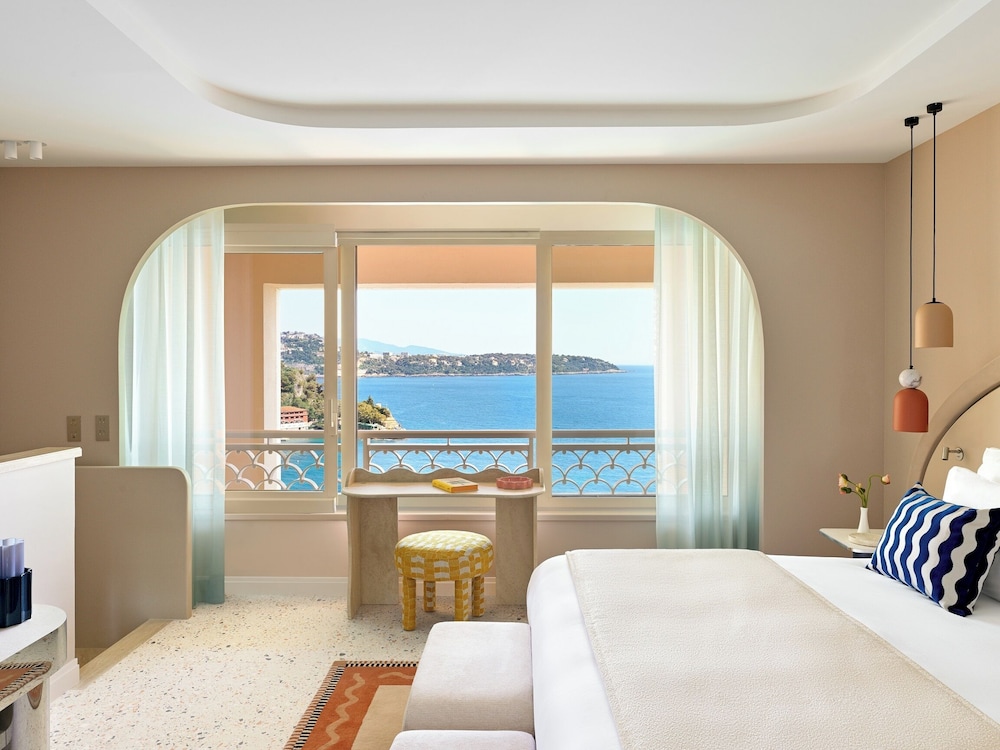 Monte-Carlo Bay Hotel & Resort