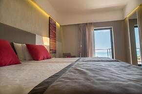 Ramada Plaza by Wyndham Thraki