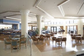 Ramada Plaza by Wyndham Thraki