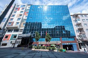 Grand Anka Hotel