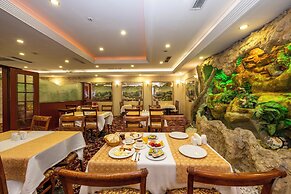 Grand Anka Hotel