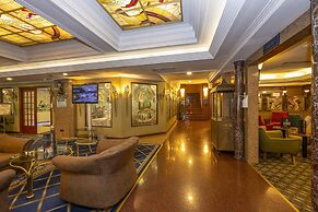Grand Anka Hotel