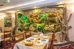 Grand Anka Hotel