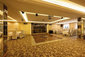 Grand Anka Hotel